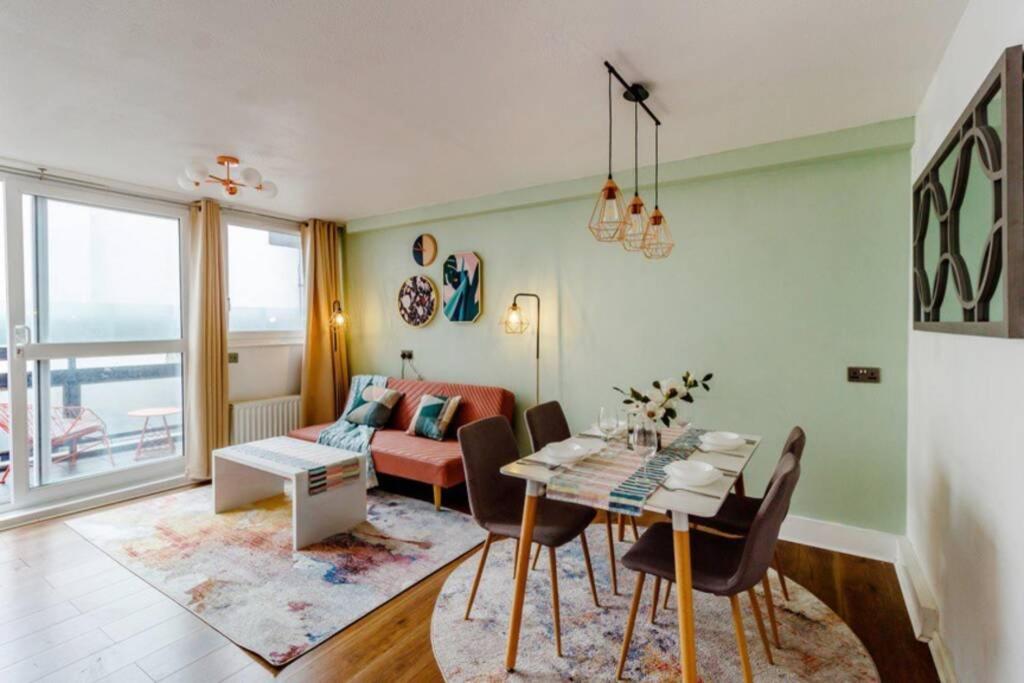 Super Spacious 2 Bedroom Apt 20Mn From Central. London Eksteriør bilde